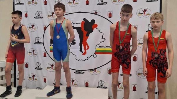 Lietuvos vaikų U13 imtynių žaidynėse iškovotas čempiono titulas