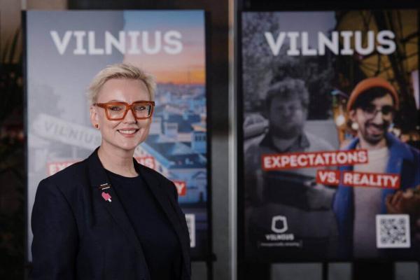 Nuo Europos turizmo asociacijos iki tarptautinės žiniasklaidos: štai, kokie jų įspūdžiai pamačius Vilniaus reklamą