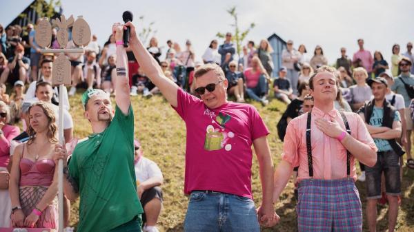 Vilnius vėl nusidažys rožine spalva: birželio 1-ąją kartu su vasara prasidės antrasis Vilniaus šaltibarščių festivalis