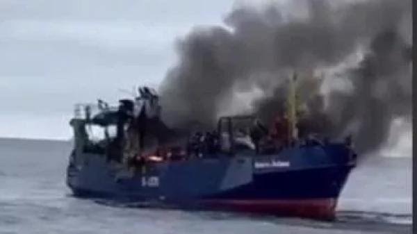 Pratybų metu rusai nuskandino savo laivą, smogdami į jį raketa