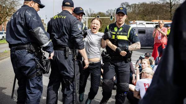 Per demonstraciją Nyderlanduose sulaikyta klimato aktyvistė G. Thunberg