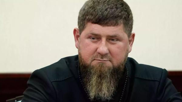 Žiniasklaida: R. Kadyrovas serga mirtina liga, Kremlius jau ruošiasi laidotuvėms