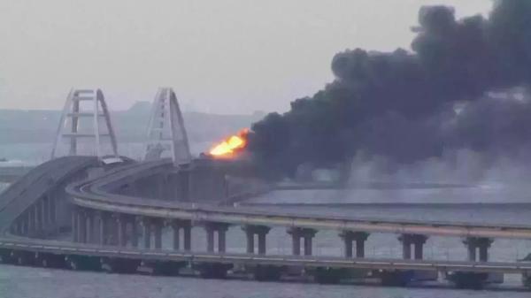 Karybos ekspertai: Krymo tiltas bus sunaikintas