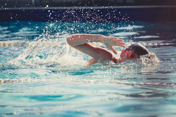 Trys klaidos mokant plaukti vaikus
