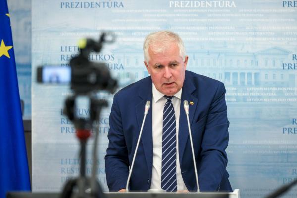 Krašto apsaugos ministras A. Anušauskas atsistatidina