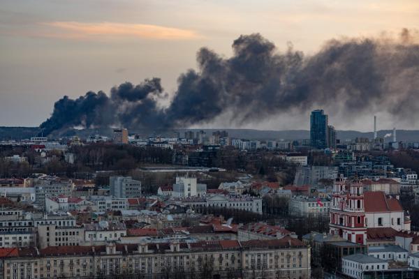 Vilniuje kilo didelis gaisras metalo laužo apdirbimo įmonėje