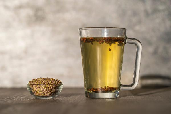 Pumpurų arbata – medžio energija, slypinti puodelyje. Iš ko ją ruošti ir kada vartoti?