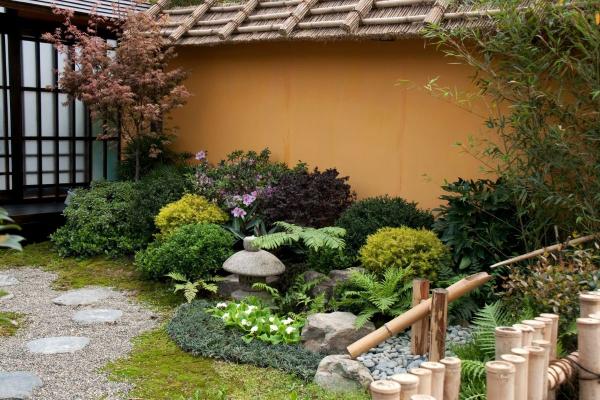 Japoniškas sodas šalia namų – taip, misija įmanoma!