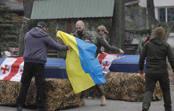Ukrainoje bus įkurtos Nacionalinės karių kapinės