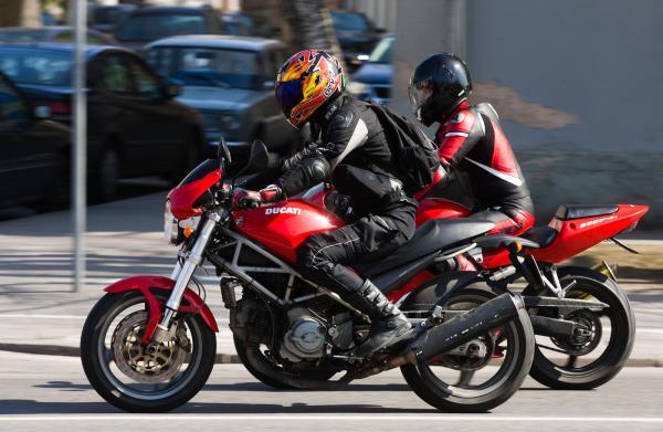 Pareigūnai pabrėžia svarbiausius akcentus motociklų vairuotojams