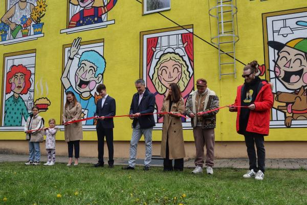 Europos dieną alytiškiai pasitinka su spalvinga dovana – piešiniu ant sienos