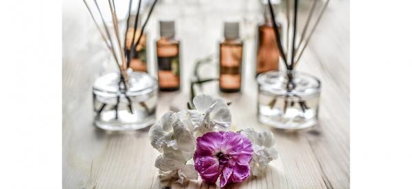 Aromaterapija namuose: namų kvapai ir jų poveikis nuotaikai