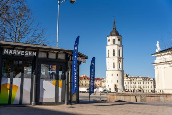 Vilniaus centre po rekonstrukcijos atidaryta populiariausia „Narvesen“ parduotuvė