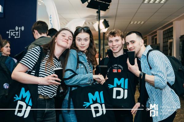 VU MIF Studentai kviečia atskleisti paslaptis kartu su MIDI