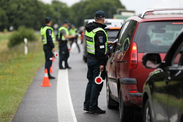Policija: per ilgąjį savaitgalį – didžiuliai reidai visoje Lietuvoje