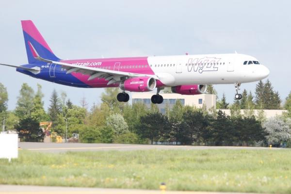 Lietuvos oro uostai: „Wizz Air“ mus pernai informavo apie mažinamus skrydžių kiekius