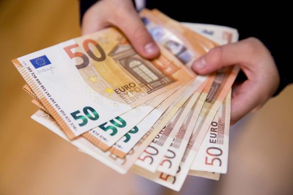 Seimas sugriežtino reikalavimus verslui dėl pinigų plovimo prevencijos