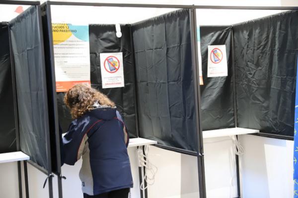 Rinkimai ir referendumas: mūsų rajono rinkėjų aktyvumas kol kas lenkia šalies vidurkį