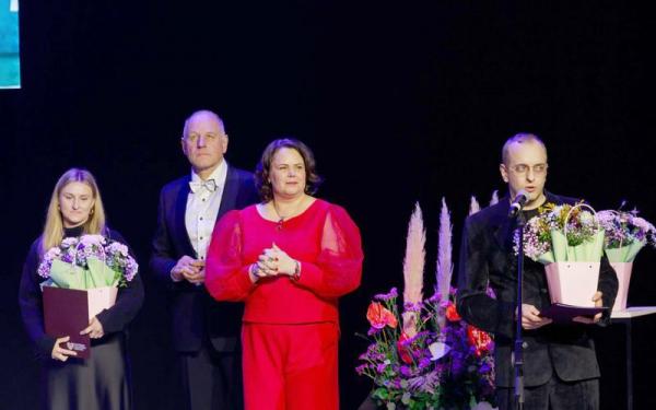 Severinui Norgailai įteikta Lietuvos profesionalių teatrų festivalio premija