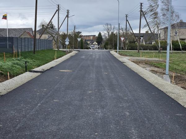 Prasidėjo Šakių rajono savivaldybės kelių asfaltavimo darbai