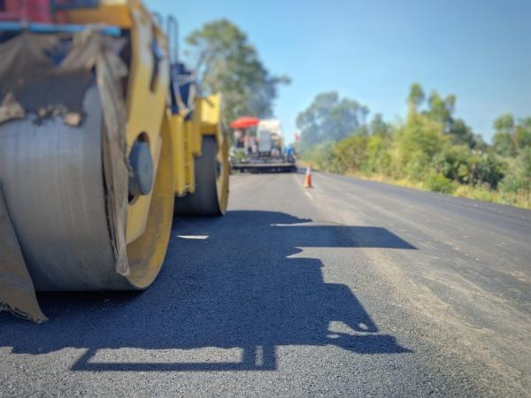Vilkaviškio rajono savivaldybės keliuose – remonto darbų gausa