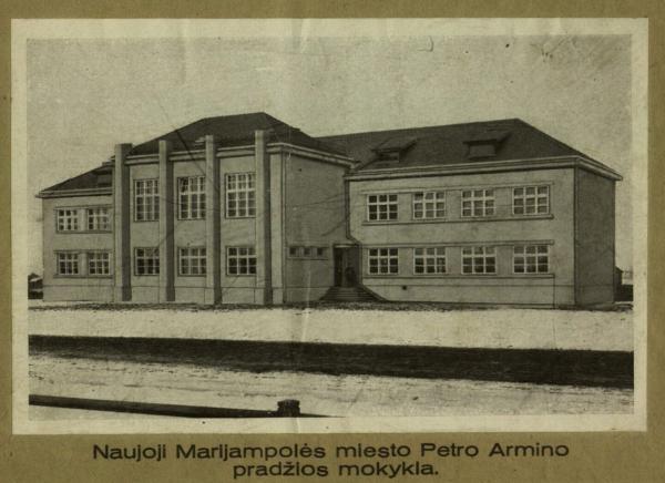 Senojo Marijampolės miesto žydėjimas: P. Armino mokykla, autobusų stotis, halė