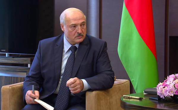 [ŽT] „Reikia priversti! Netikiu, kad Baltarusijoje to nėra!“ Ką netikėto įsakė Lukašenka