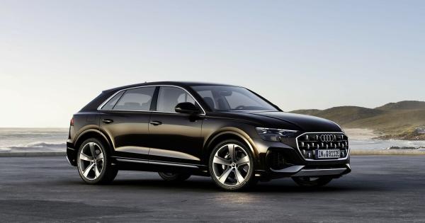 Naujieji „Audi“ įkraunami hibridai Q7 ir Q8 elektros režimu įveiks iki 90 km atstumą