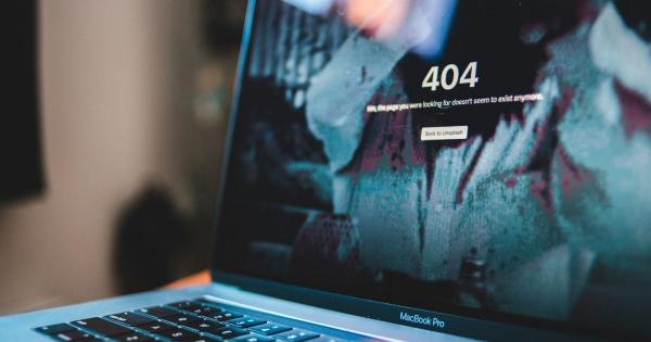 „404“ klaida: nuo konspiracijos teorijų iki interaktyvių žaidimų pasiklydusiems internete