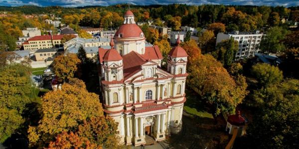 Gražiausia Pasaulio Bažnyčia – šv. Apaštalų Petro Ir Povilo Bažnyčia Vilniuje