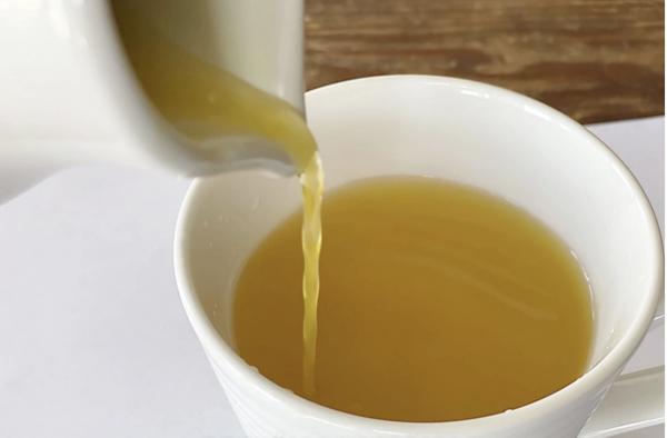 Mama pasidalino paprastu arbatos receptu: tai padeda išvalyti organizmą ir lengviau numesti svorio!