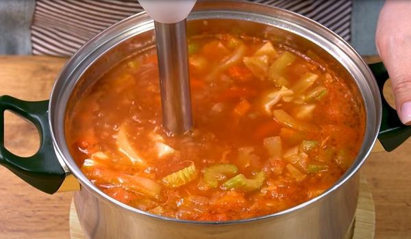 Efektyviai degina riebalus: fantastiškos sriubos receptas, norintiems sulieknėti sveikai!